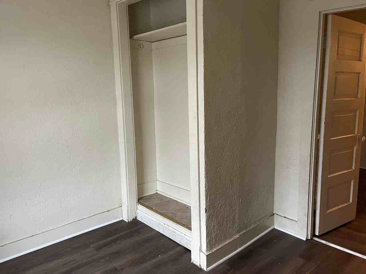 626 West 3rd Street - Photo 6 of 9