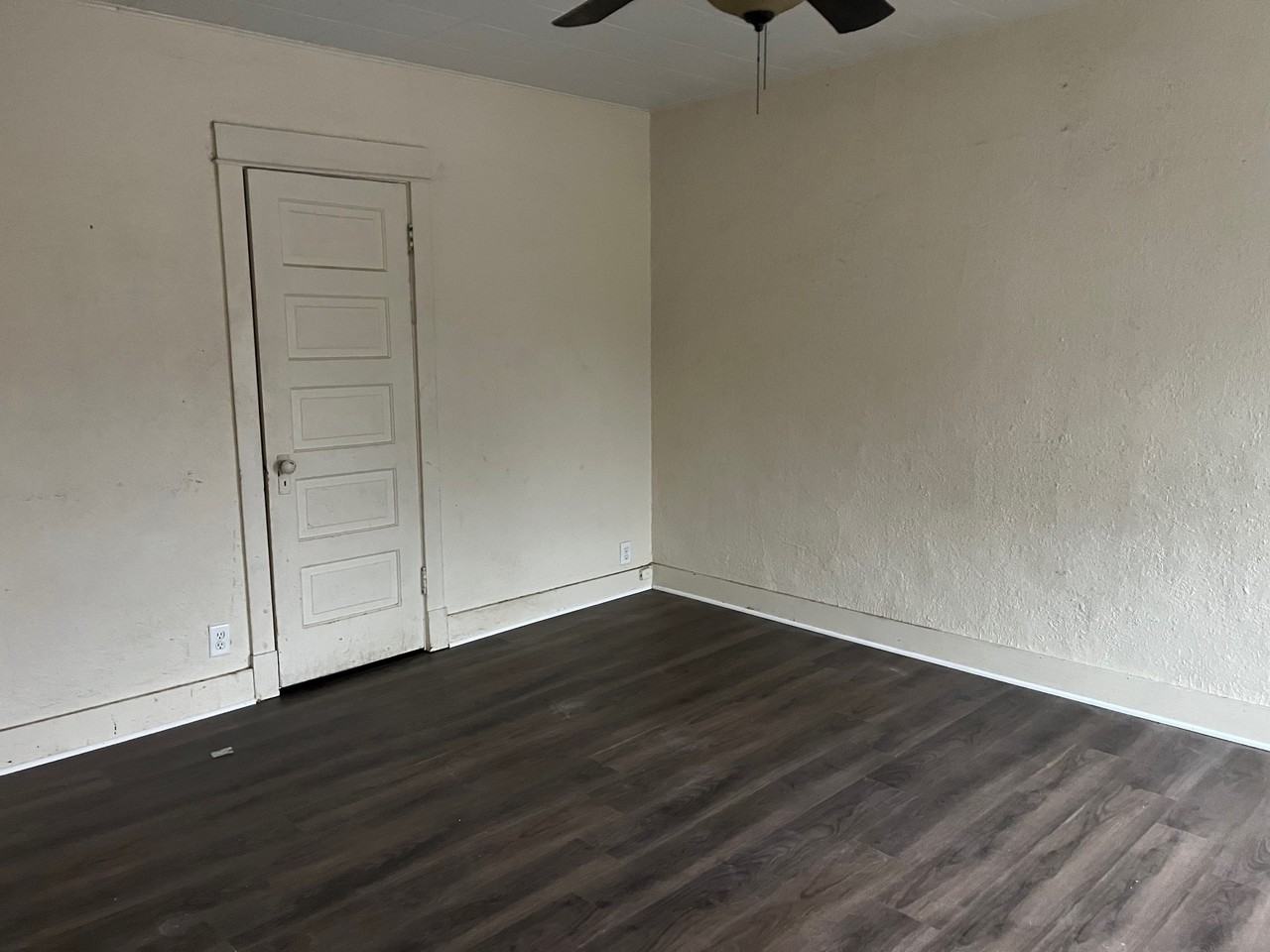 626 West 3rd Street - Photo 7 of 9