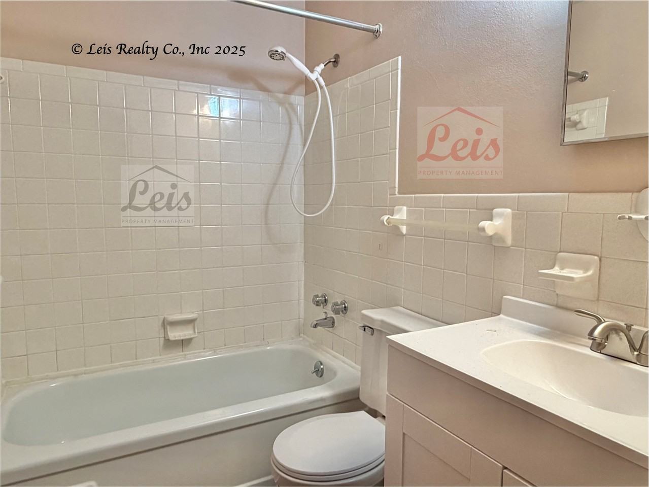 707 South Main Street - Photo 4 of 10