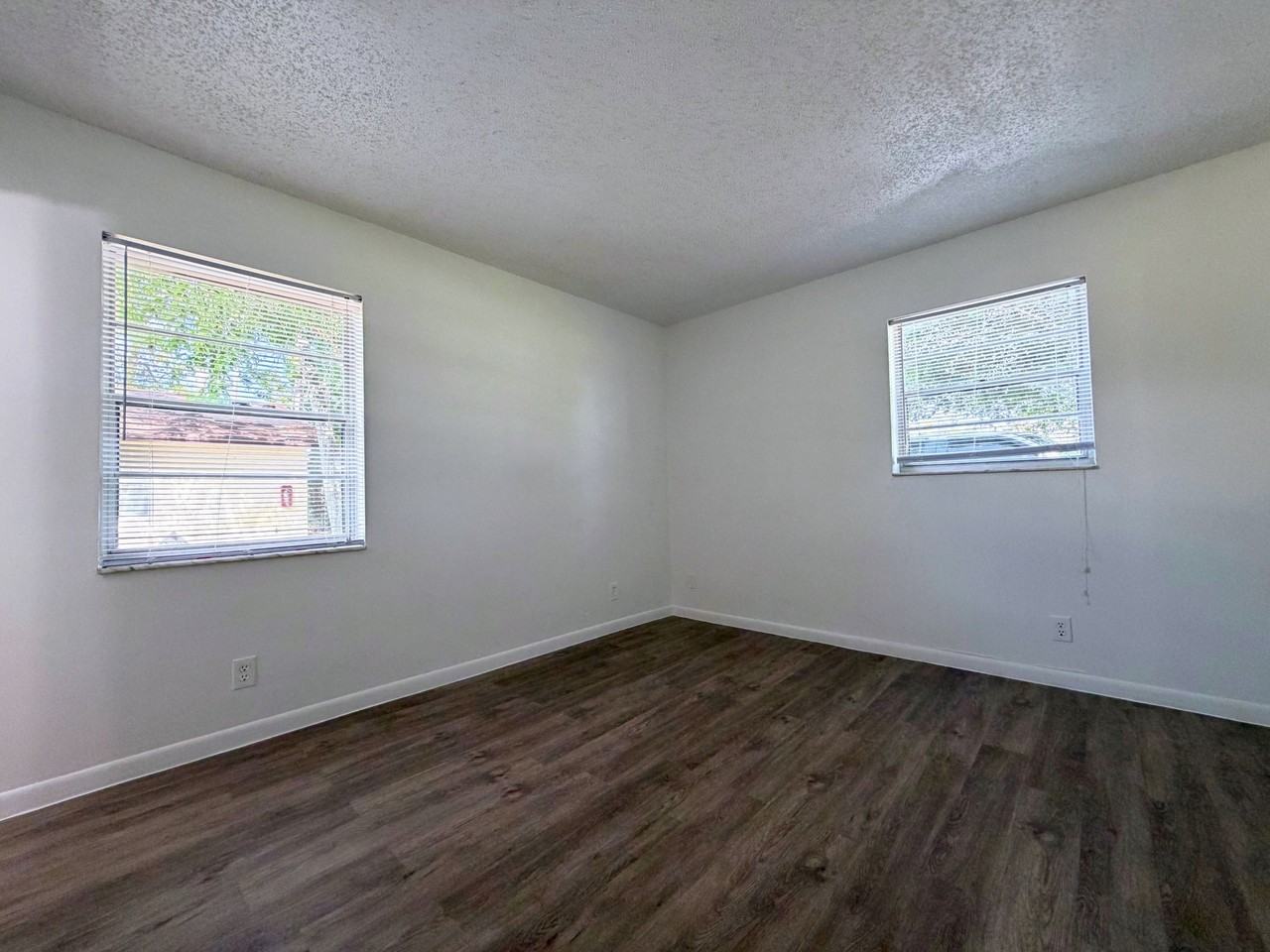 3031 Perry Avenue - Photo 7 of 14