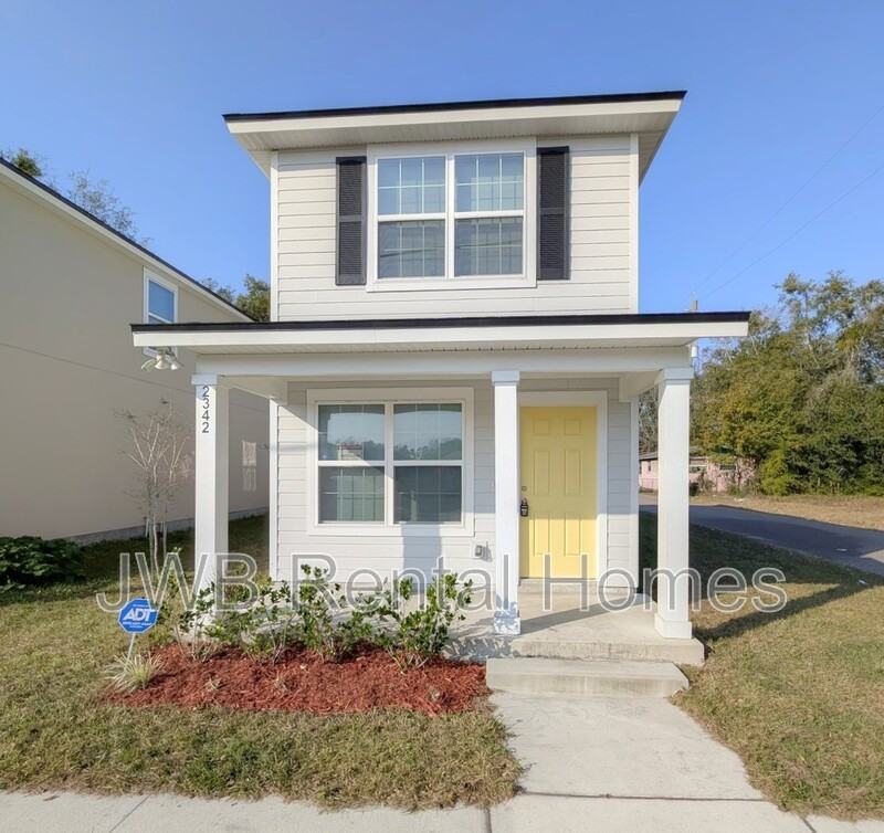 2342 N Davis St - Photo 2 of 18