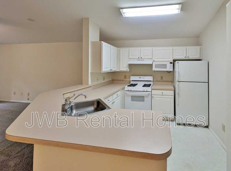 13810 Sutton Park Dr N #135 - Photo 3 of 9