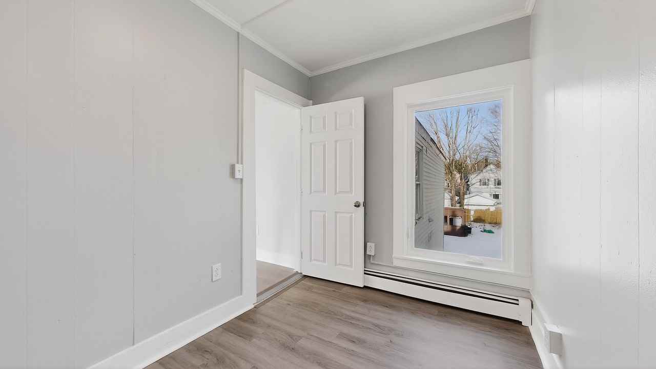 19 Riverbank Court - Photo 7 of 49