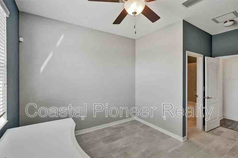 227 Heritage Preserve Run - Photo 6 of 33