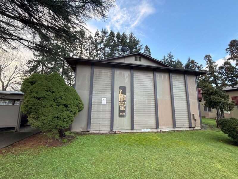 3802 Iberis St Ne - Photo 2 of 22