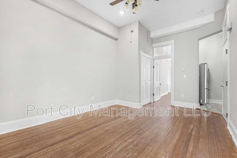 2121 Saint Paul St - Photo 5 of 18