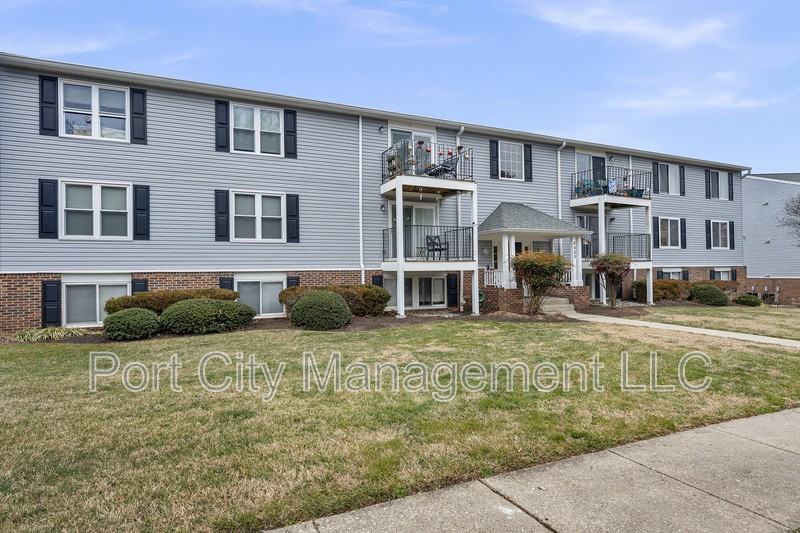 8030 Abbey Ct #H - Photo 2 of 17