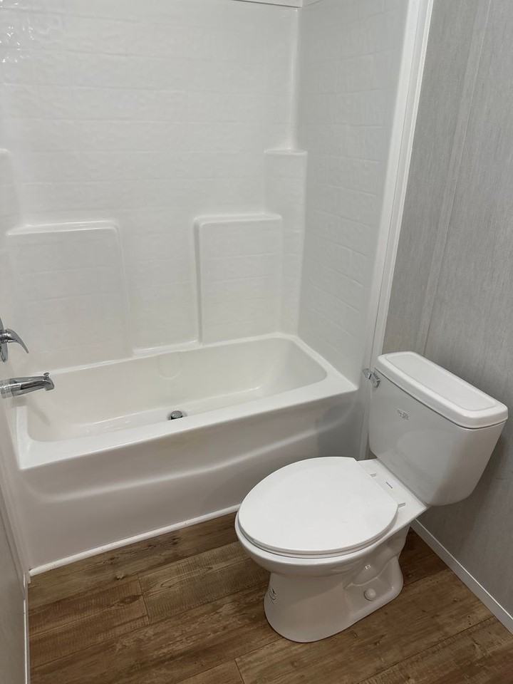 111 Truxton Ave #C - Photo 2 of 9