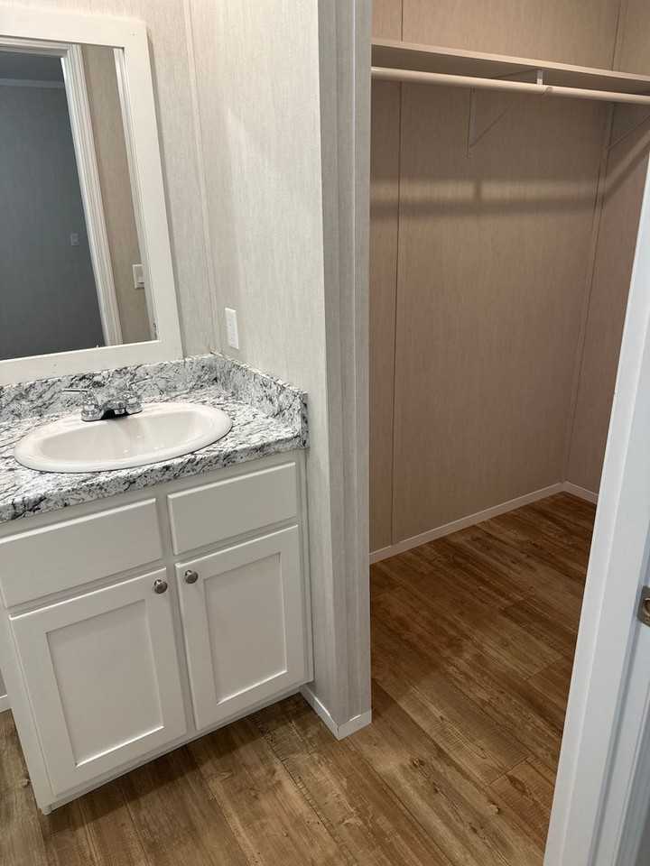 111 Truxton Ave #C - Photo 3 of 9