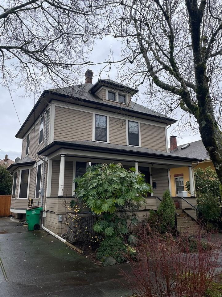 2002 Ne 13th Ave - Photo 2 of 50