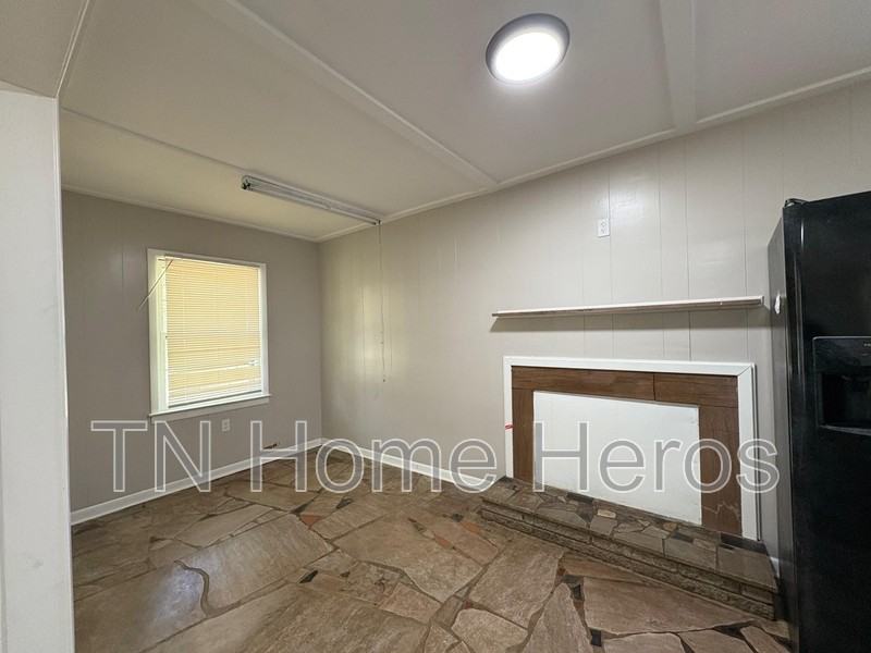 2964 Carson Ave - Photo 2 of 12