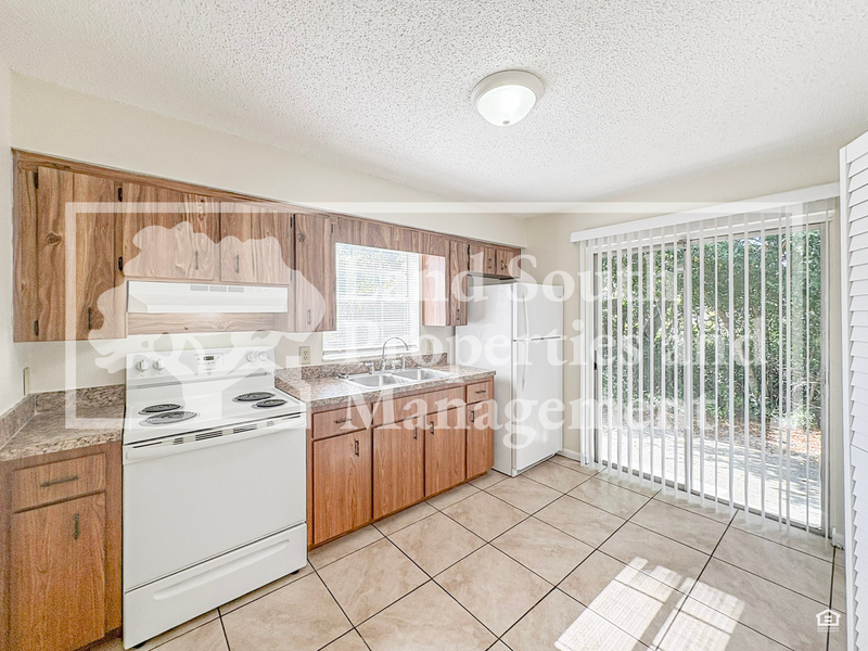 5847 Charlton Dr #5845-5847 - Photo 5 of 13