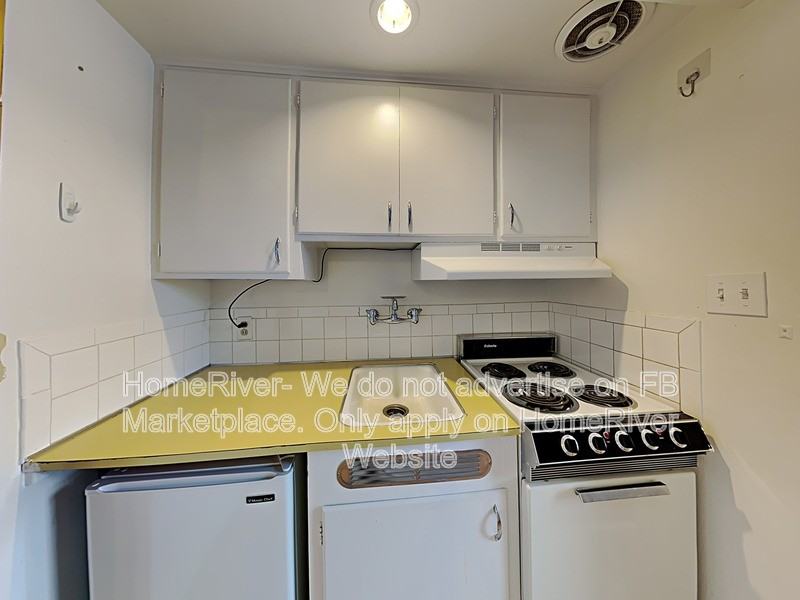 634 E 23rd Ave #F1 - Photo 4 of 16