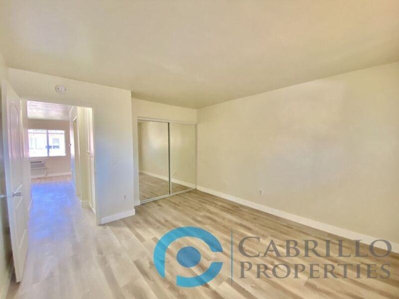 925 Martin Dr #16 - Photo 5 of 17