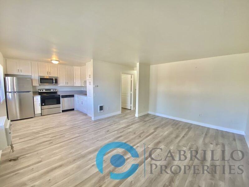 925 Martin Dr #16 - Photo 6 of 17