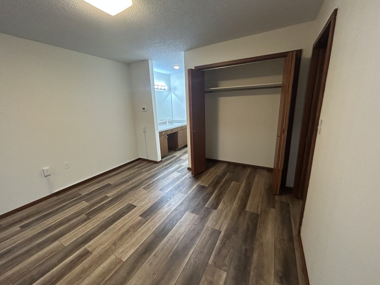 211 North 34th Street - Photo 3 of 12