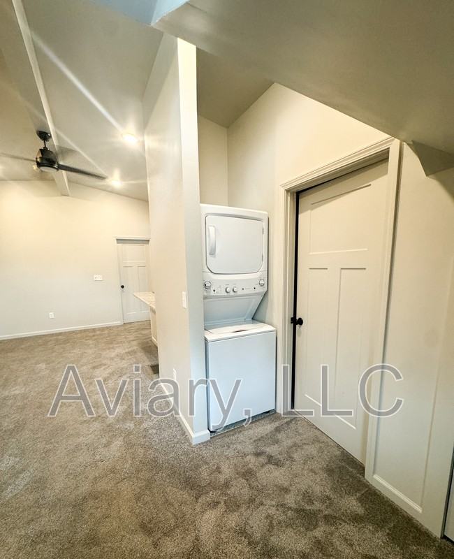 202 W Madison Ave #2UP - Photo 5 of 12