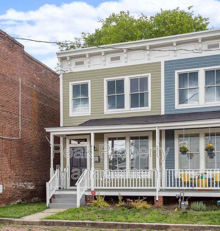 2702 P St - Photo 3 of 30