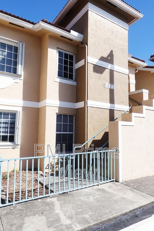 6425 Sw 130th Pl #710 - Photo 3 of 37