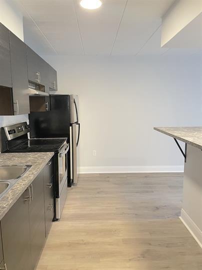 471 Tecumseh Road West - Photo 3 of 22