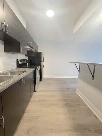 471 Tecumseh Road West - Photo 4 of 22