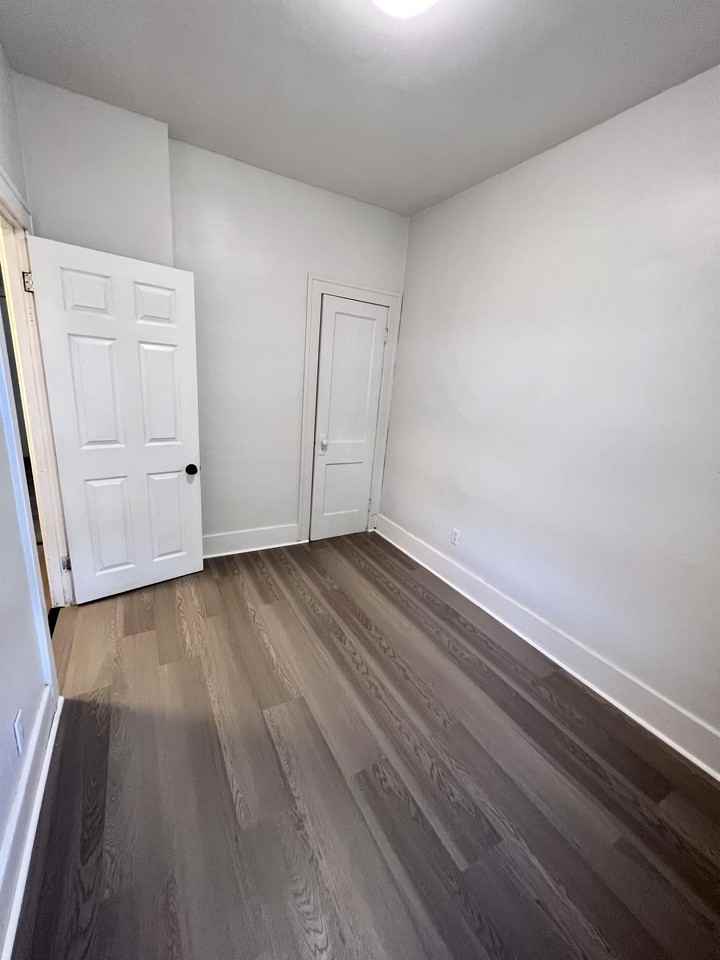 2236 Ontario Street - Photo 4 of 7