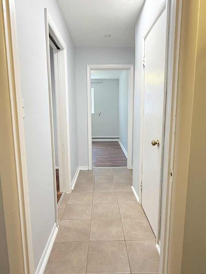 1590 Ouellette Avenue - Photo 3 of 12