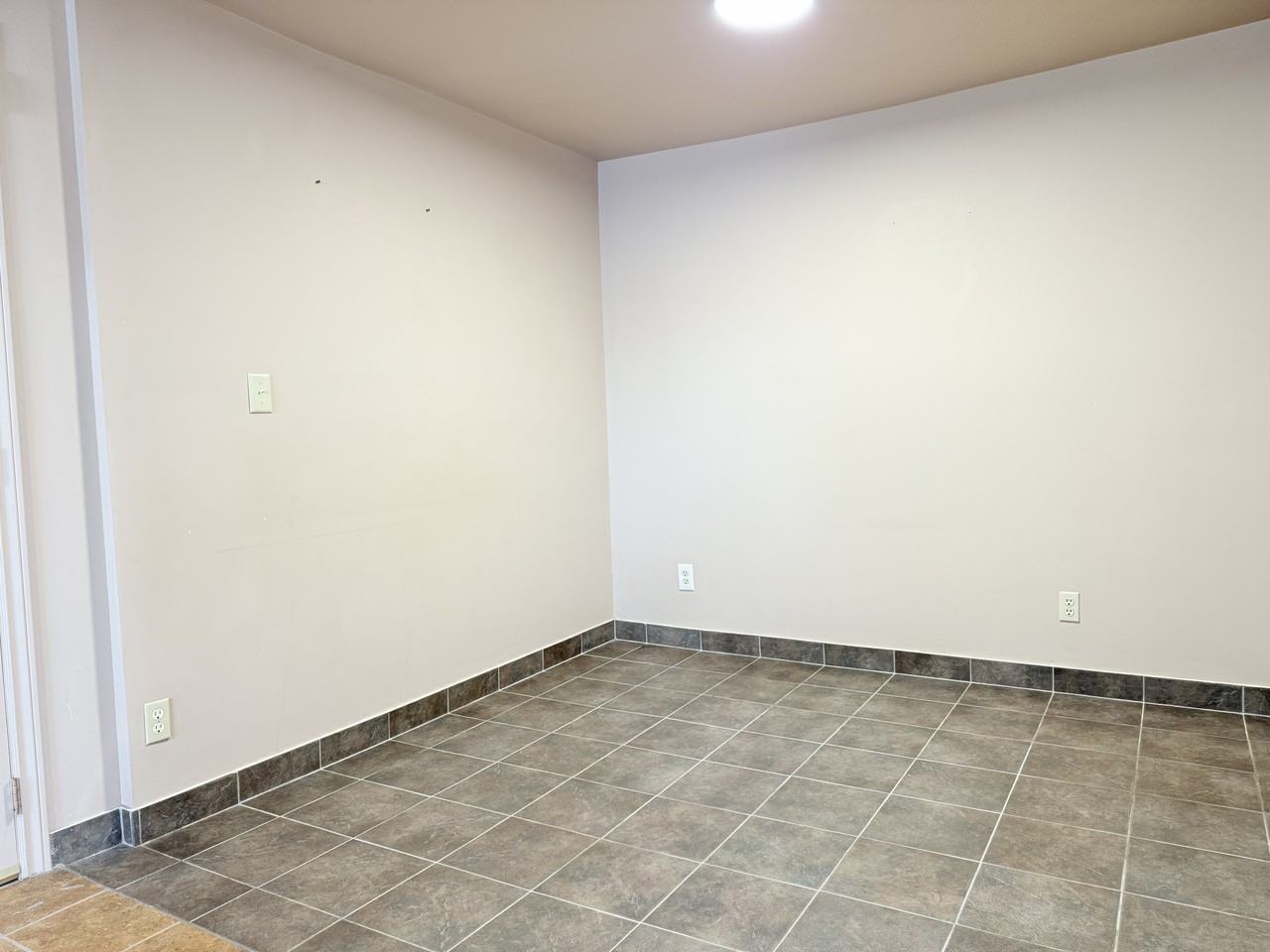 1101 Erie Street East - Photo 7 of 17