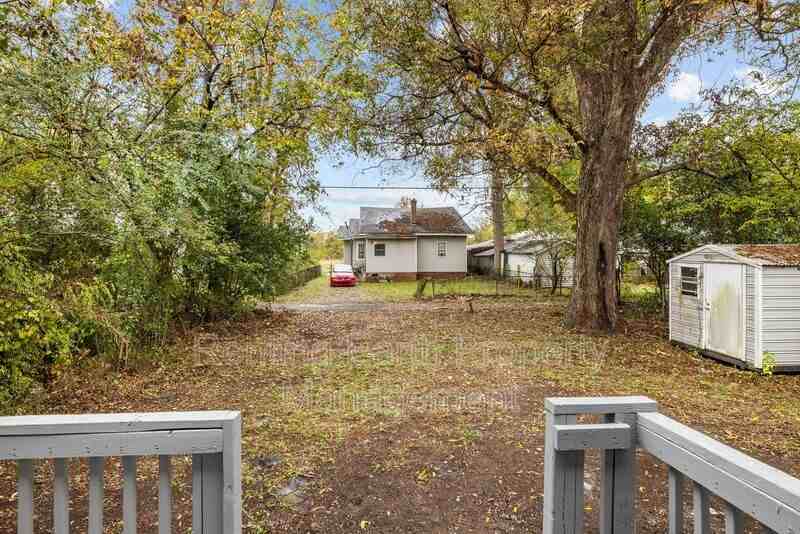 518 41st St - Photo 7 of 18