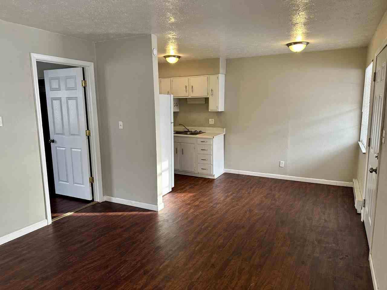 209 19th St. - Photo 2 of 6