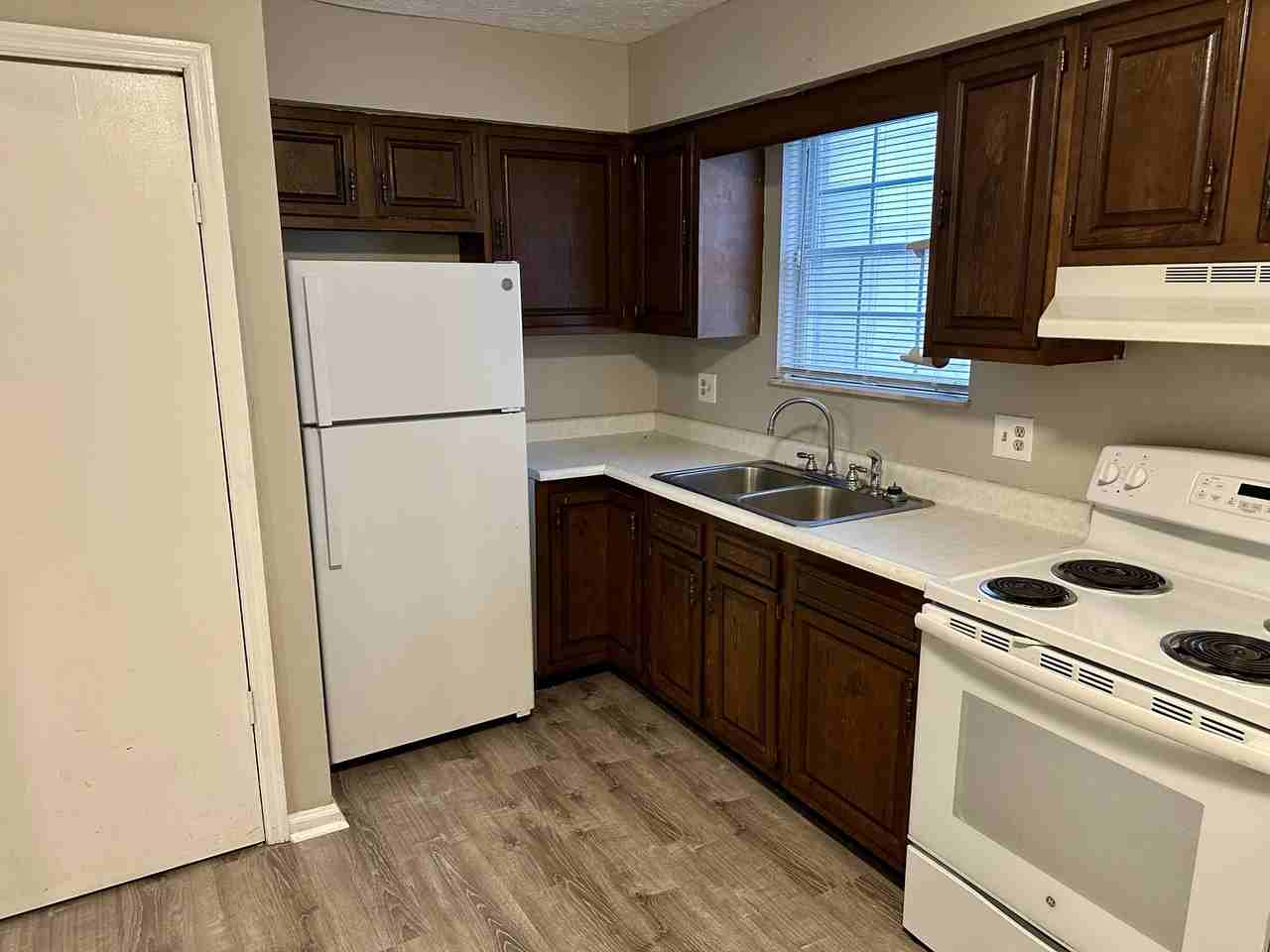 213 19th St. - Photo 3 of 8