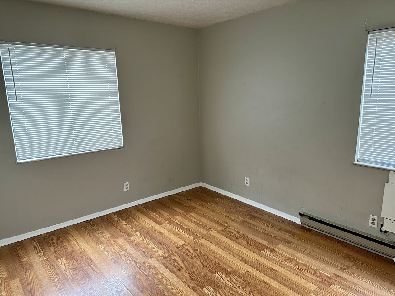 215 19th St. - Photo 4 of 5