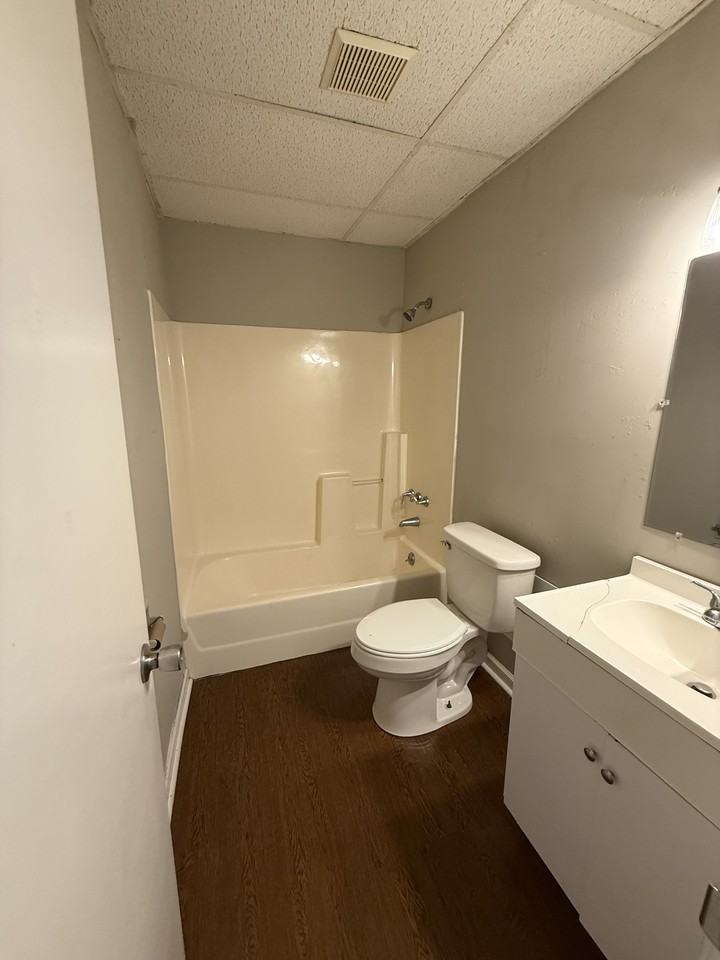 1210 Cedar Lane Southwest - Photo 3 of 5