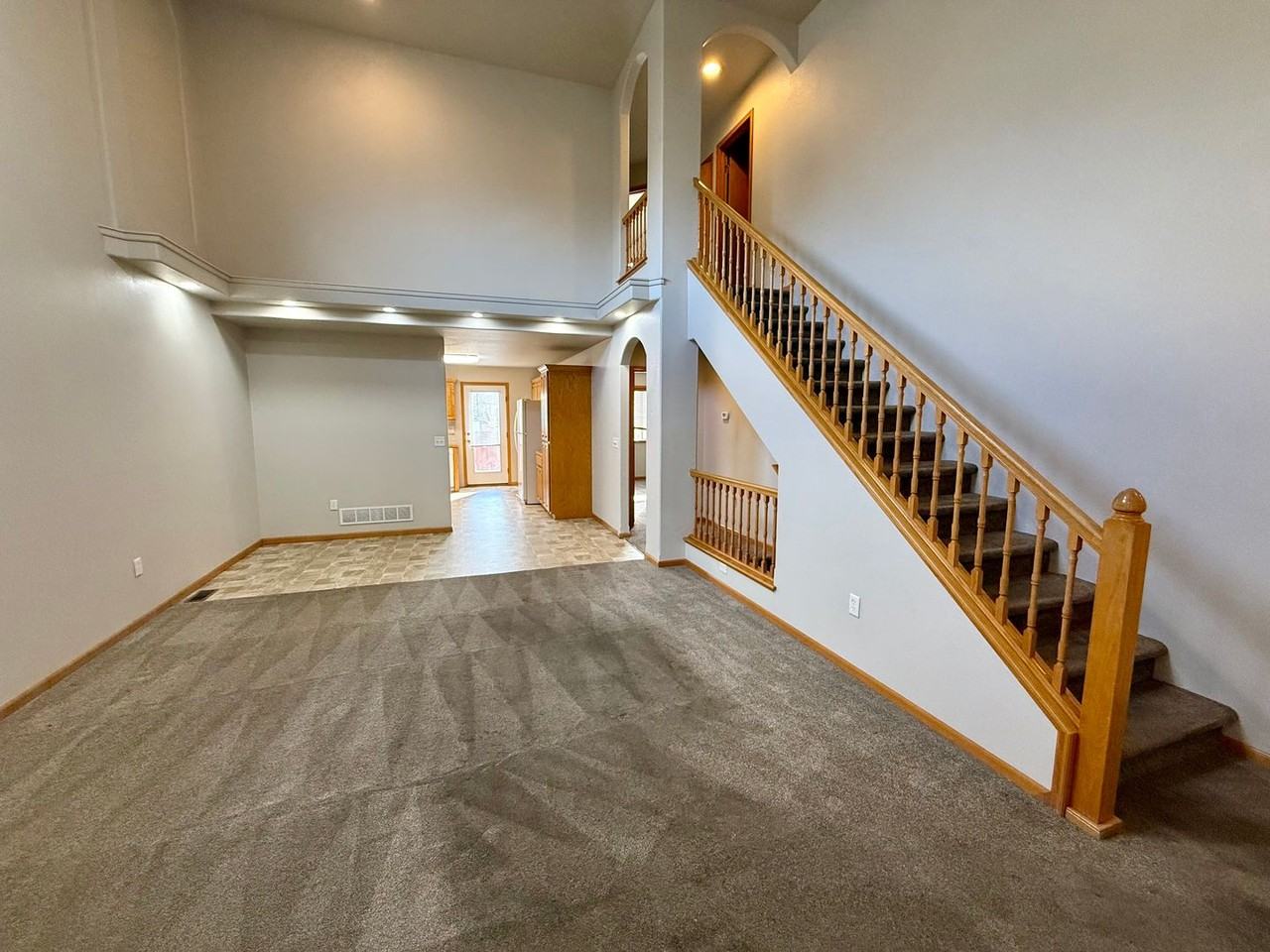 1974 Lily Dr - Photo 6 of 28