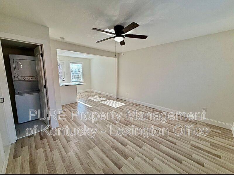 305 Lake St #16 - Photo 3 of 20