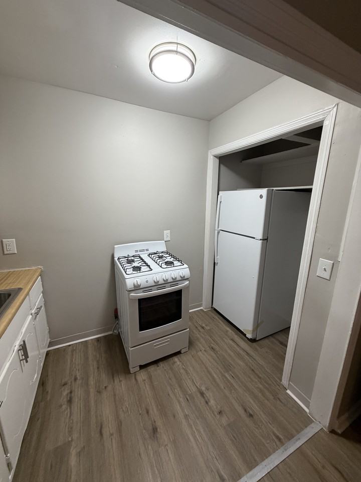 2076 Elm Avenue - Photo 3 of 12