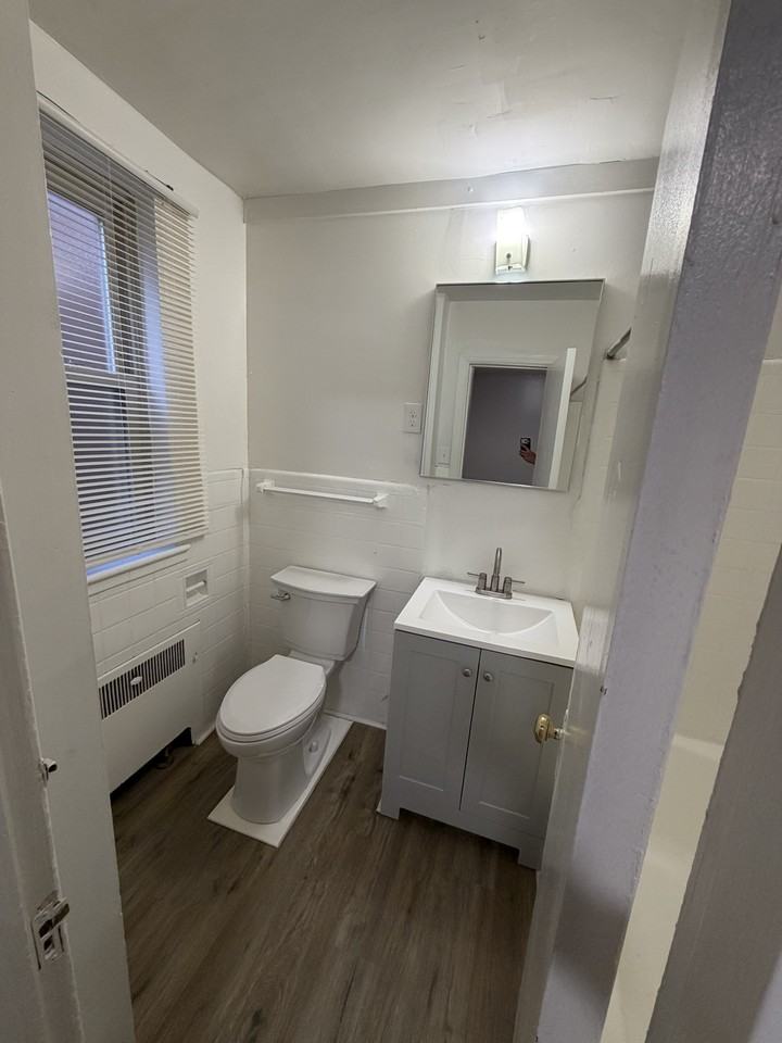 2076 Elm Avenue - Photo 5 of 12