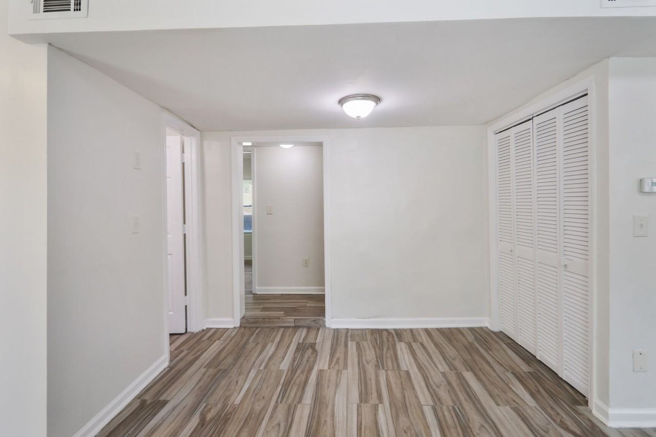 619 Oliver St Nw #A - Photo 7 of 17