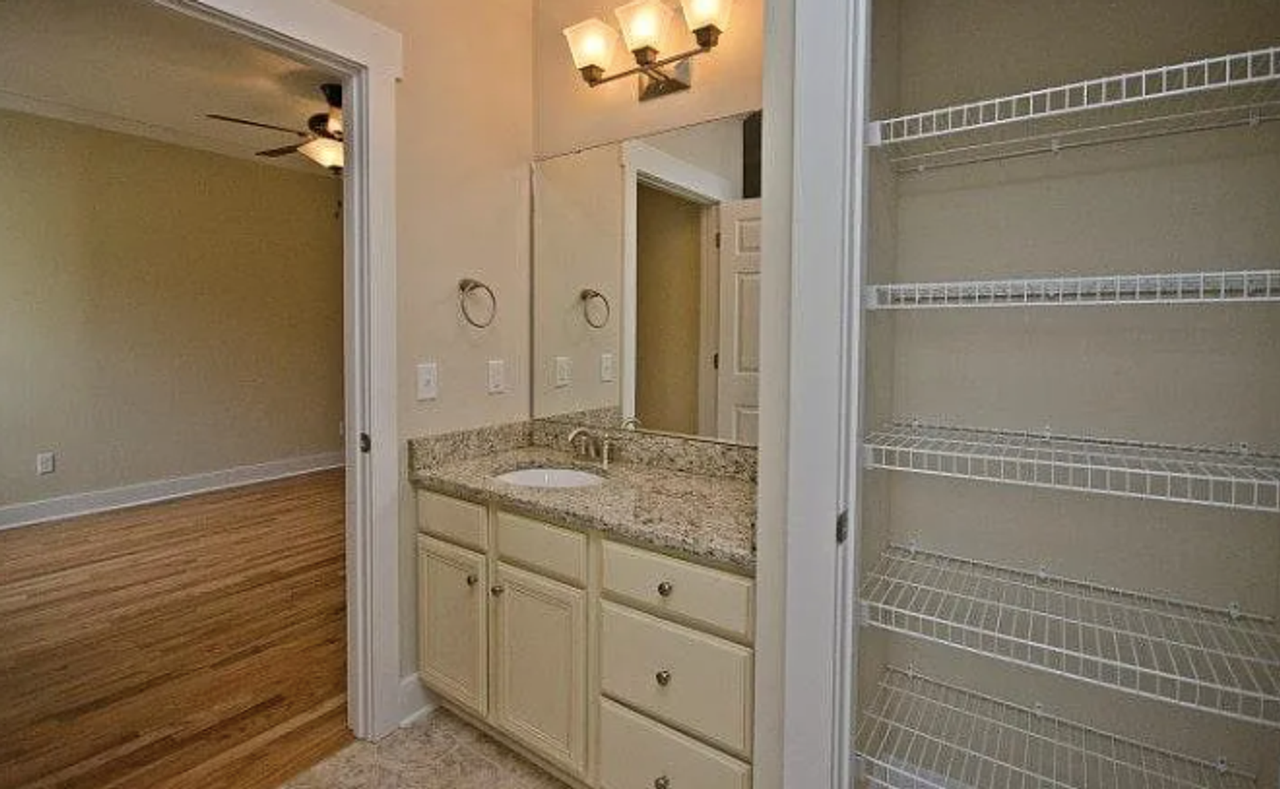 7 White Pine Dr - Photo 4 of 10