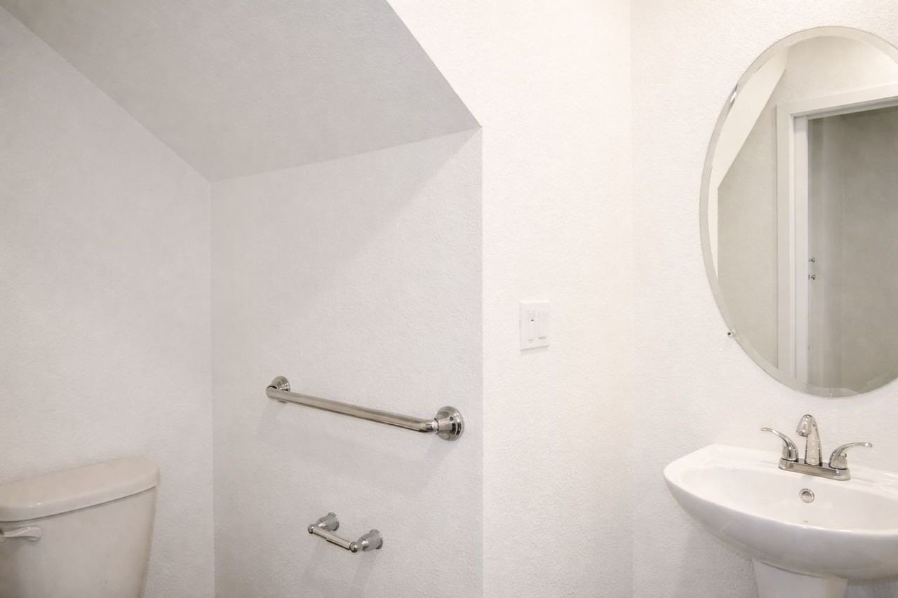 1824 Snowy White Pl #51 - Photo 7 of 22