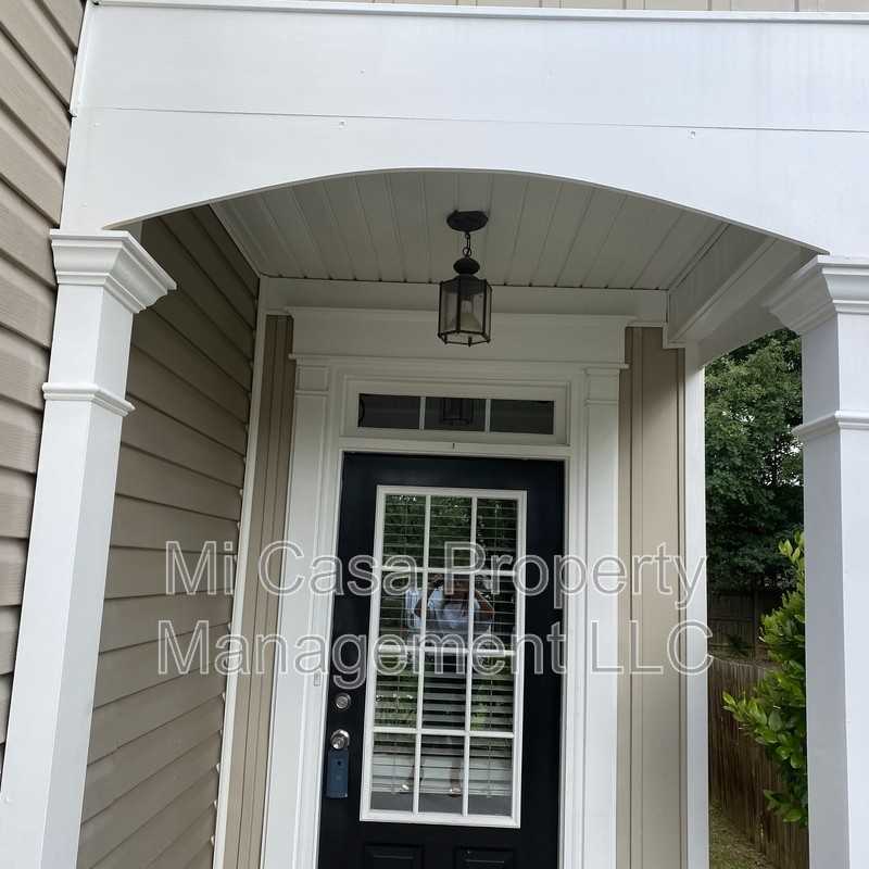 2922 Briaroak Dr - Photo 4 of 20