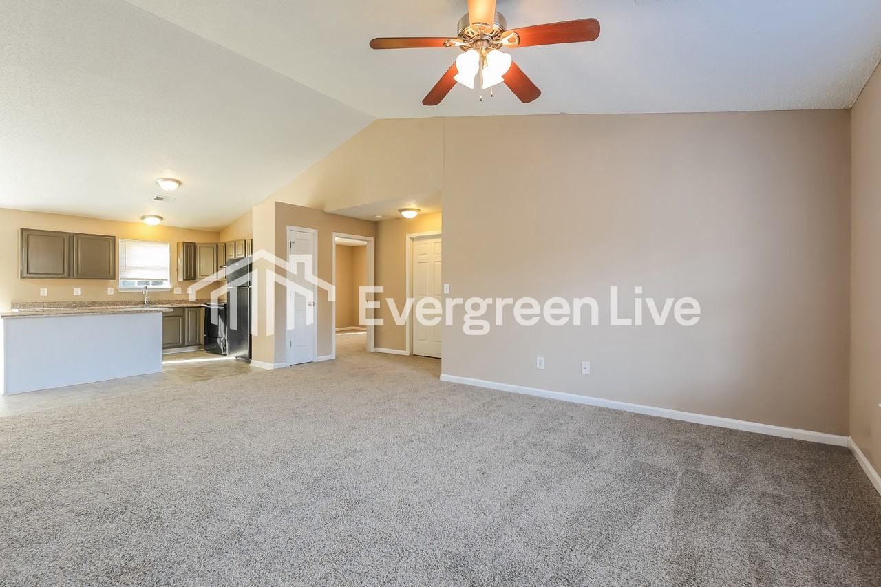 615 Nettie Dr - Photo 5 of 15