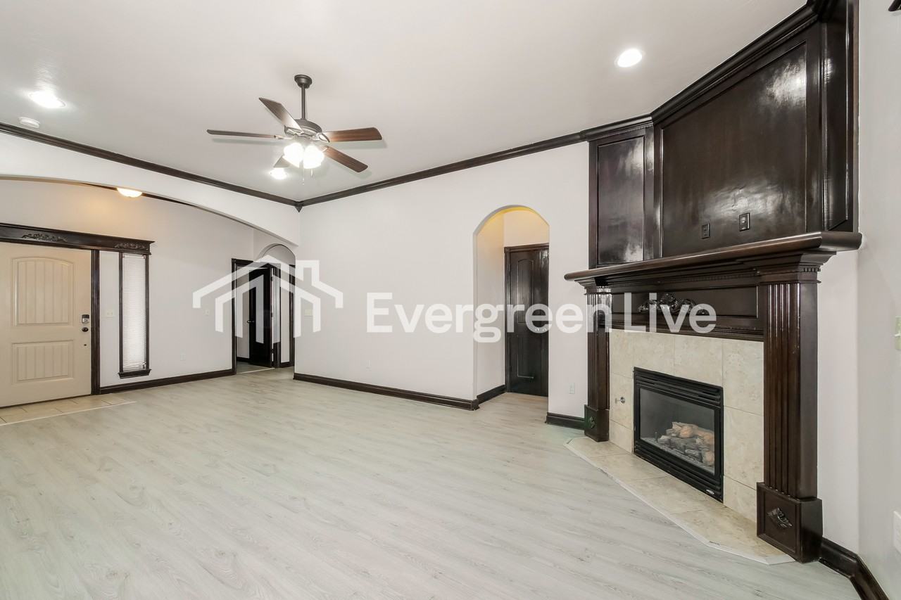 2305 Wayne Cutt Ave - Photo 6 of 17