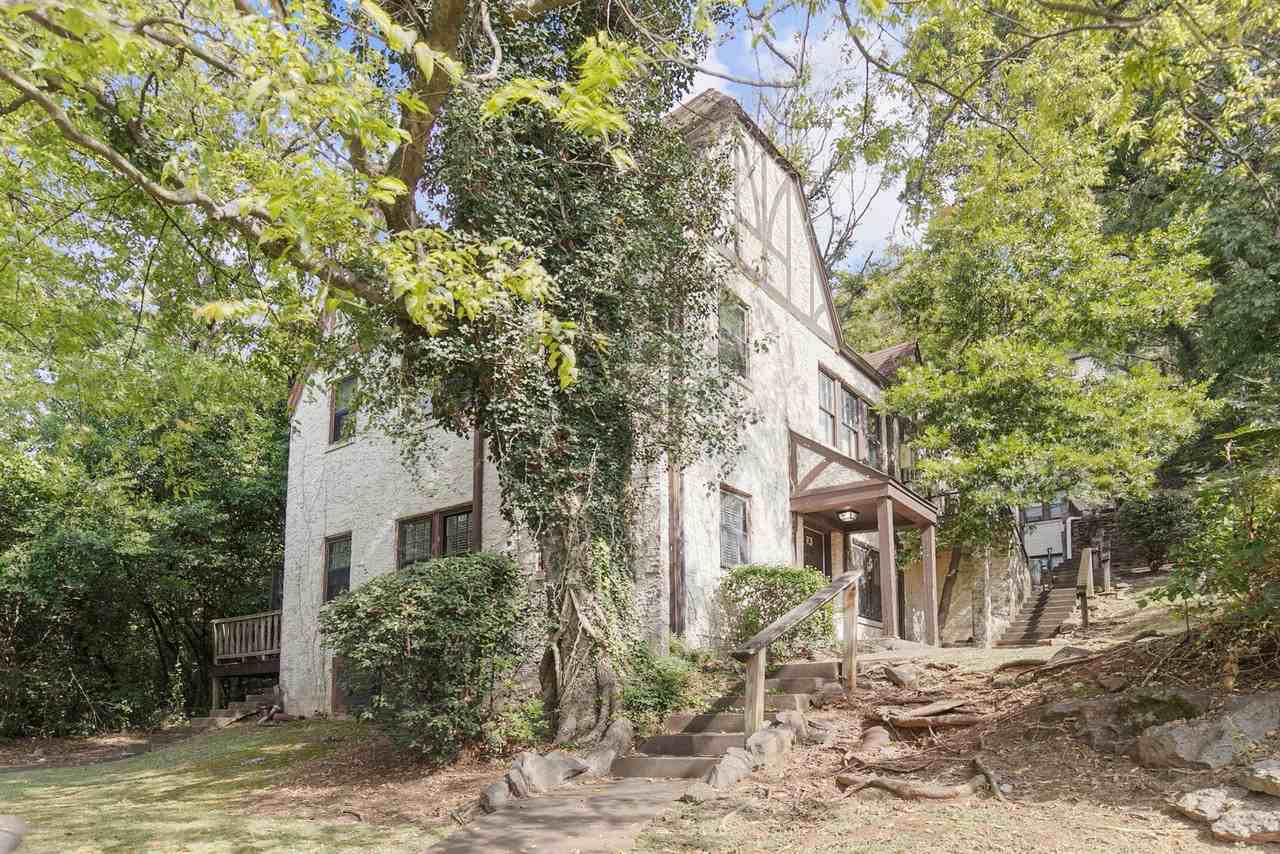 Manor Village - Photo 4 of 6