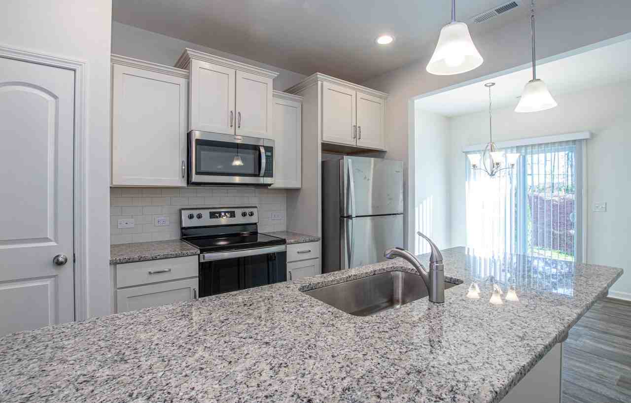 8577 Forest Point Rd Nw - Photo 6 of 20