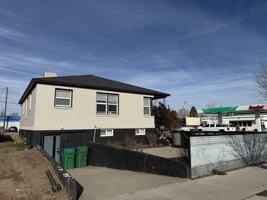 featured image of 943 S Wells Ave