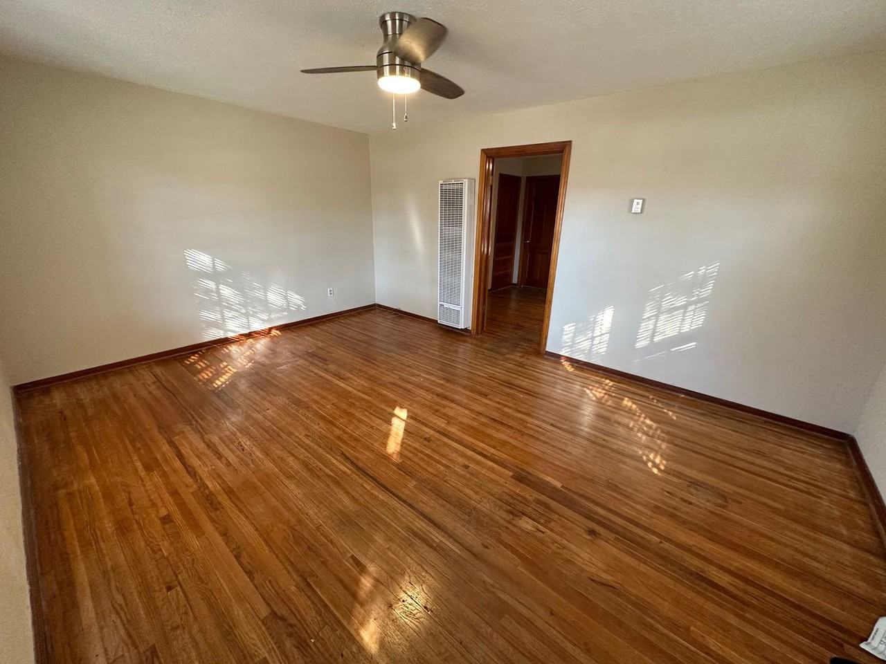 1411 S Ong St #B - Photo 6 of 11