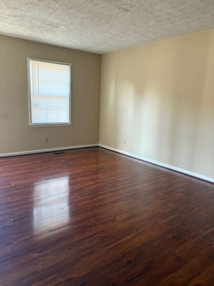 501 N Mcnair St - Photo 6 of 15