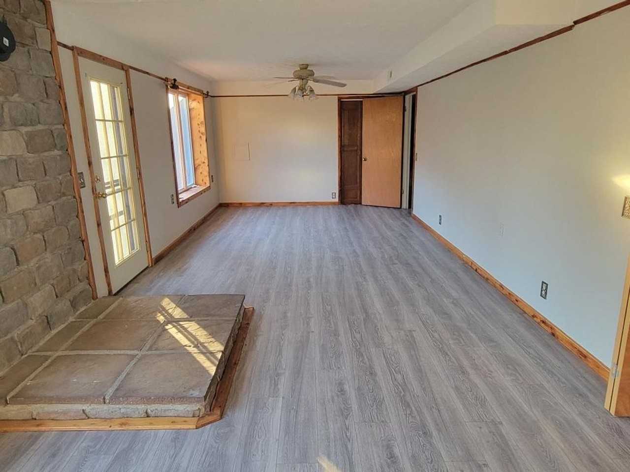 688 Speck Rd - Photo 6 of 12