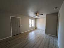 591 E Boswell St - Photo 1 of 1